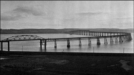 Figure 1.1 : Le Tay bridge avant.