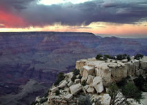 Orage sur le versant nord du Grand Canyon, Arizona